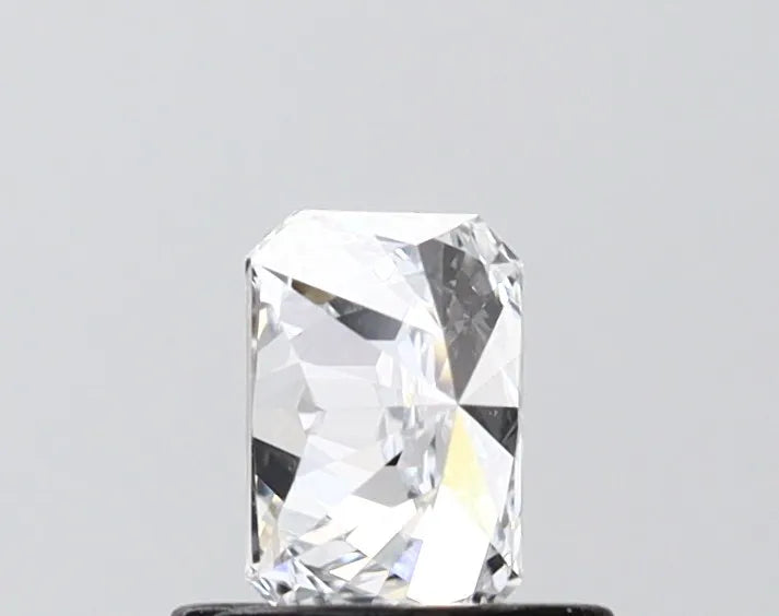0.52ct Radiant Lab Grown Diamond (Colour D, Clarity VS1, IGI Certified)